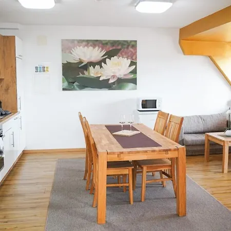 Schwarzwaldpension Апартаменты Тутлинген