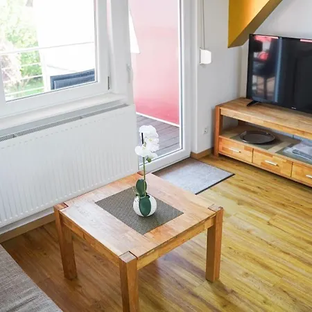 Schwarzwaldpension Тутлинген
