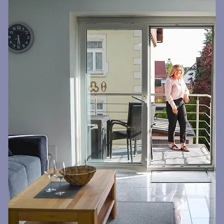 Schwarzwaldpension Тутлинген